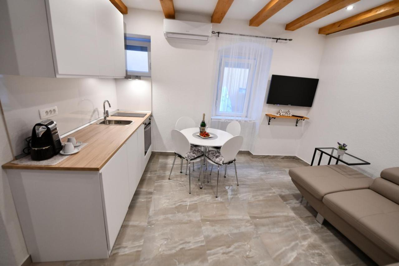 Apartment Lavanda - Suite Синь Екстер'єр фото