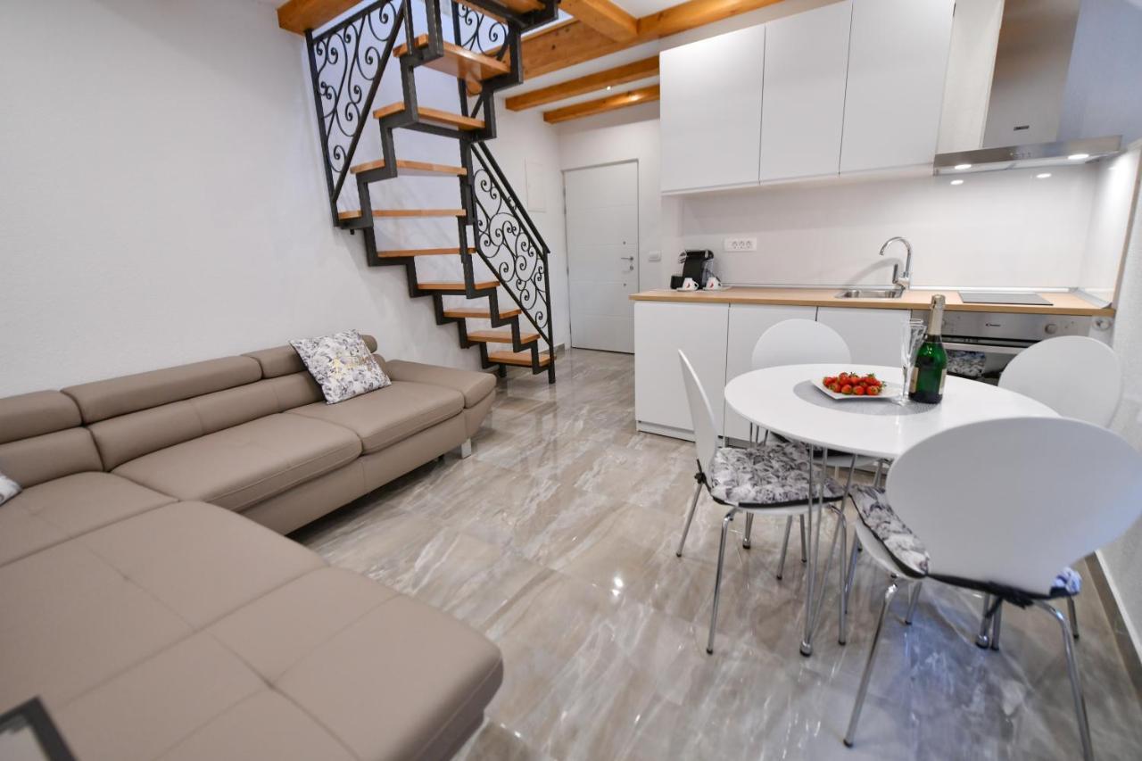 Apartment Lavanda - Suite Синь Екстер'єр фото